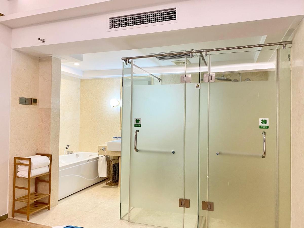 Wenhao Seaview Hotel Sanya Exterior foto